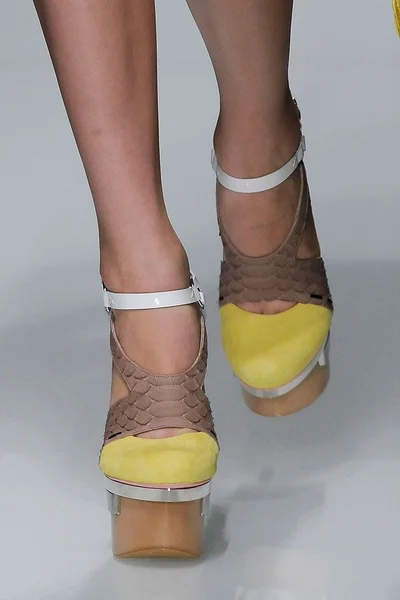 Look 57